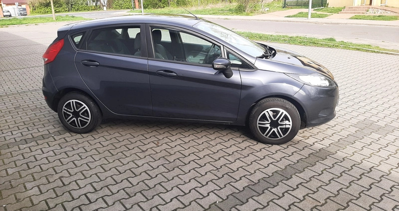 Ford Fiesta cena 13000 przebieg: 163000, rok produkcji 2009 z Poznań małe 92
